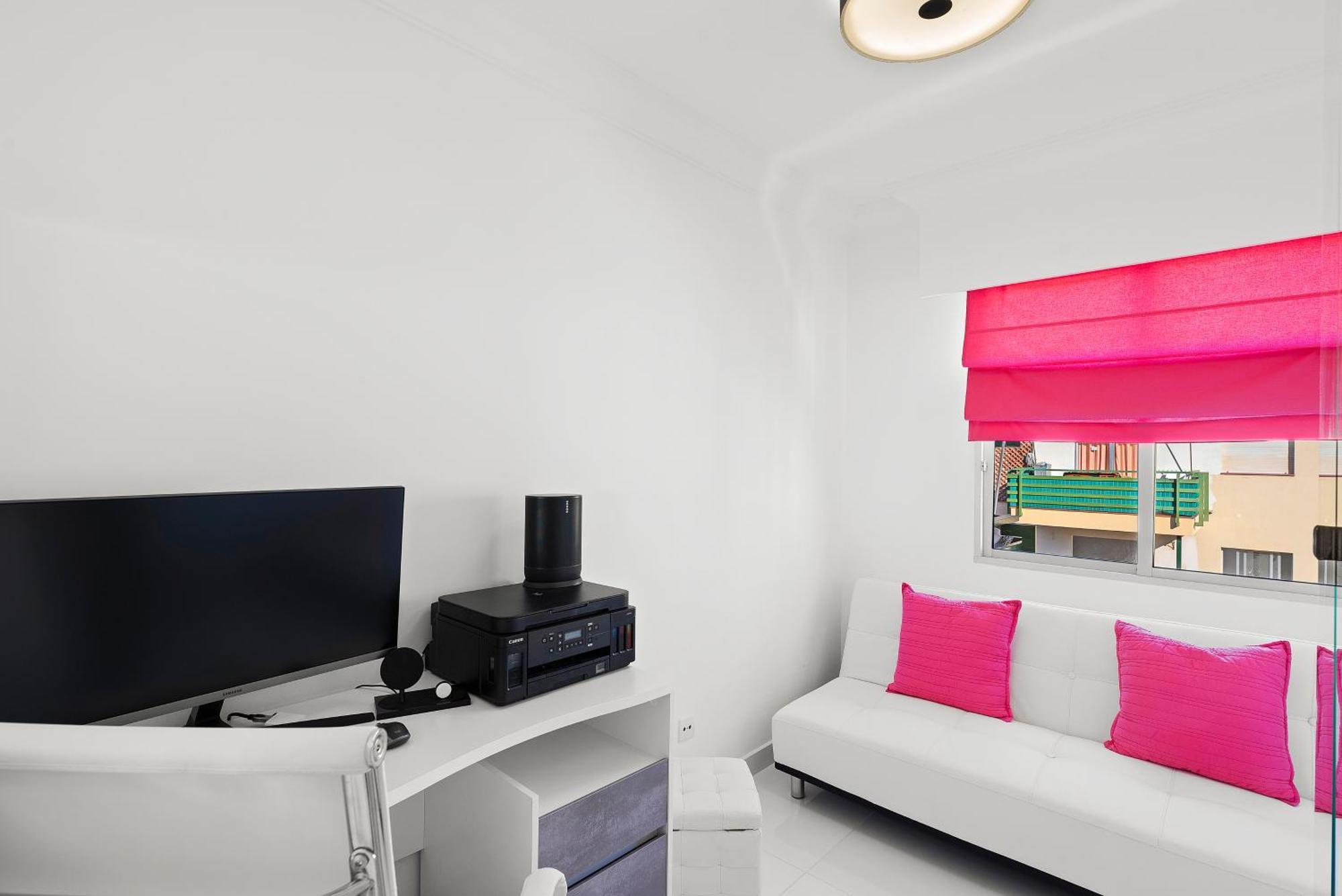 Cristismart Hi-end Services Media Streaming Apartment Los Cristianos (Tenerife)